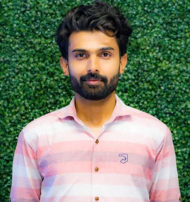 Huzaifa bakht